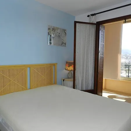 3 Pieces Avec Piscine, Parking Et Animaux Admis - Fr-1-251-757 Apartment Le Lavandou